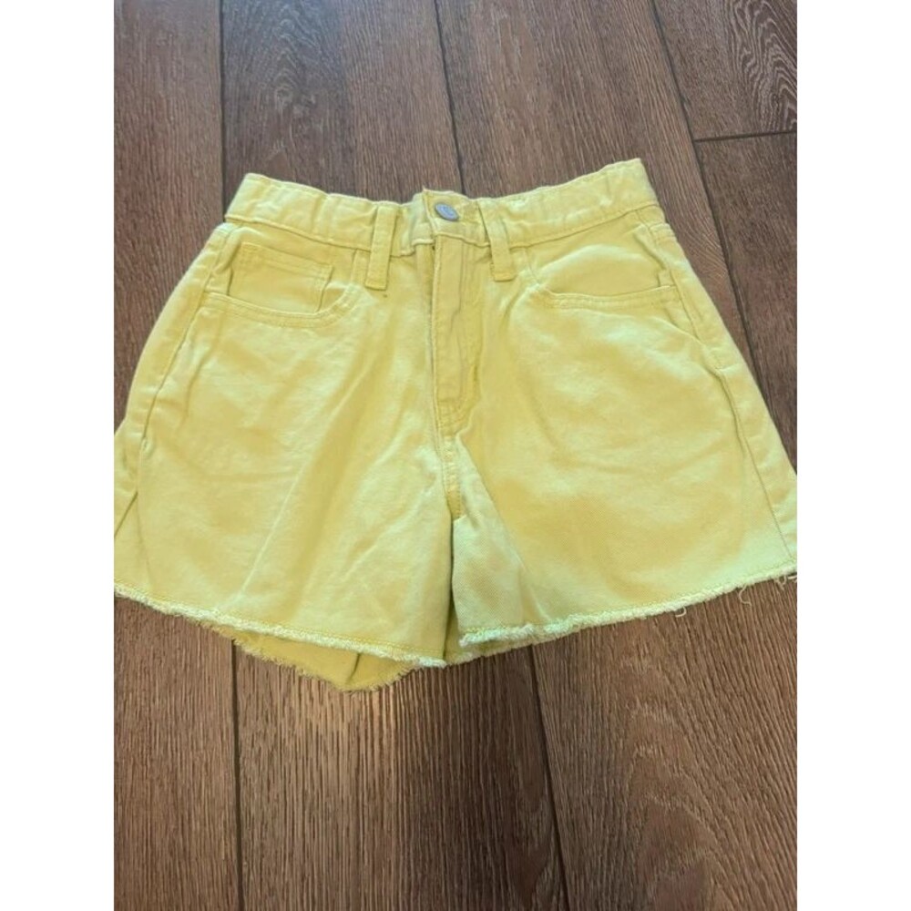 Neon shorts